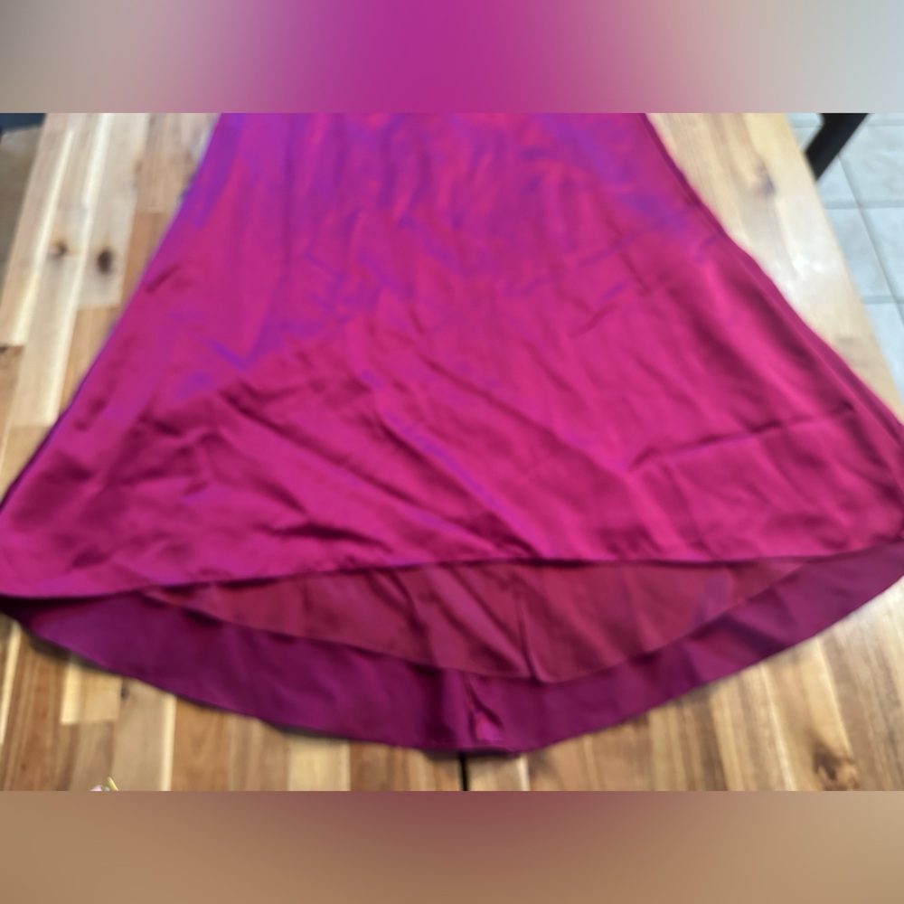 Jim Hjelm Occasions Burgundy Satin Dress| Size 6 - Picture 11 of 14